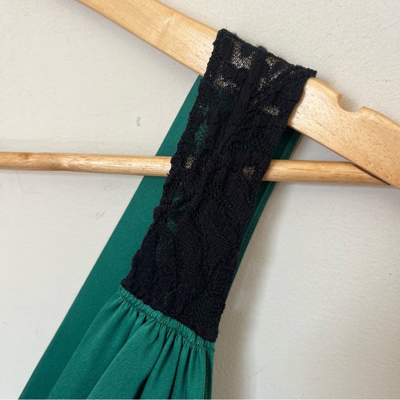 Screen-Worn Emerald Silk Dress Interview with the Vampire Stunt Costume Eglee - Picture 5 of 17